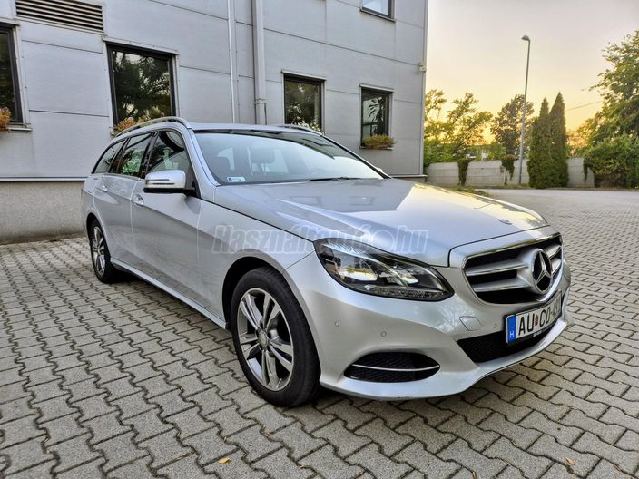 MERCEDES-BENZ E 350 BlueTEC 4Matic T Classic (Automata)