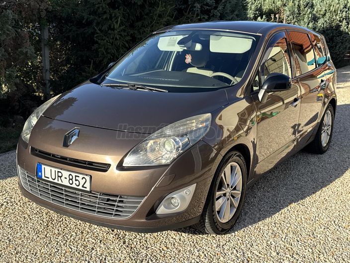 RENAULT SCENIC Grand Scénic 2.0 dCi Privilege (Automata)