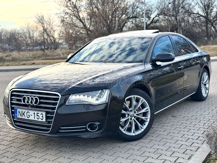 AUDI A8 3.0 V6 TDI DPF quattro Tiptronic ic