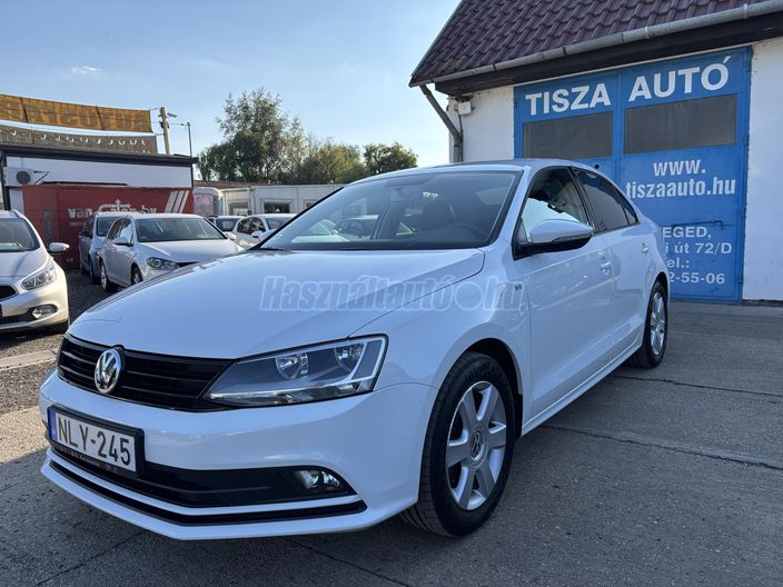 VOLKSWAGEN JETTA VI 1.4 TSI BMT Trendline