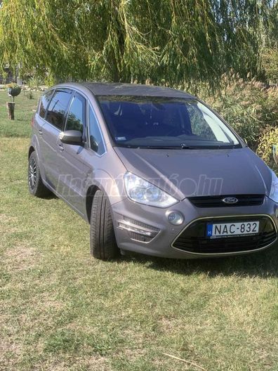 FORD S-MAX 2.0 TDCi Titanium