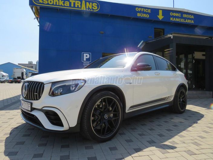 MERCEDES-AMG GLC