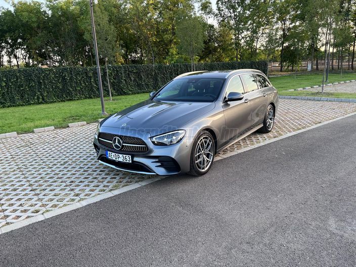 MERCEDES-BENZ E 220 d 4Matic 9G-TRONIC