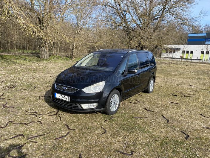 FORD GALAXY 2.0 TDCi Ghia DPF [7 személy]