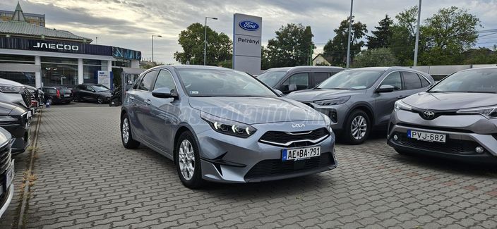 KIA CEE'D Ceed 1.5 T-GDI Gold DCT