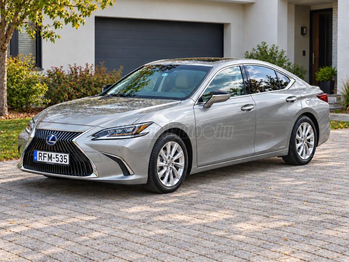 LEXUS ES 300h Prestiege Plus CVT