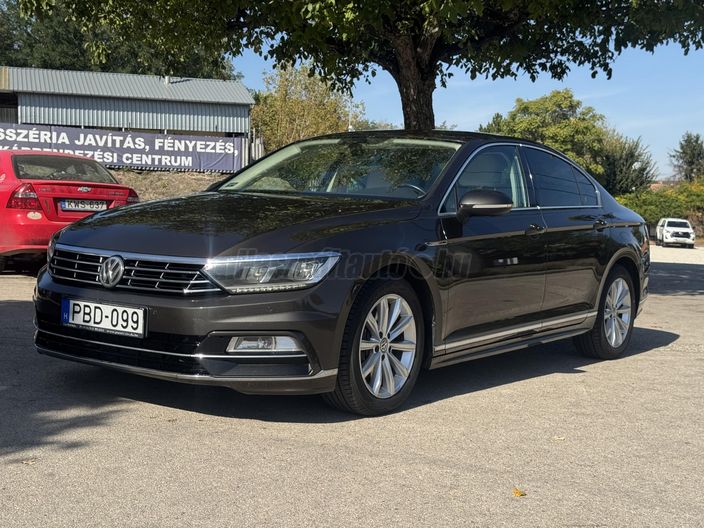 VOLKSWAGEN PASSAT VIII 2.0 TDI BMT SCR Bi-Turbo Highline 4Motion DSG