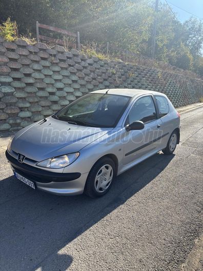 PEUGEOT 206 1.1 Presence