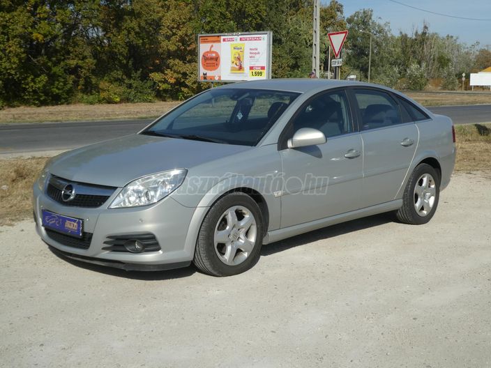OPEL VECTRA C 1.9 CDTI Cosmo (Automata)
