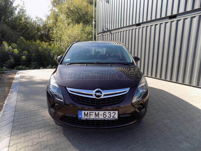 OPEL ZAFIRA TOURER 1.4 T Cosmo