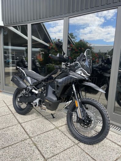CFMOTO 1000 MT-X