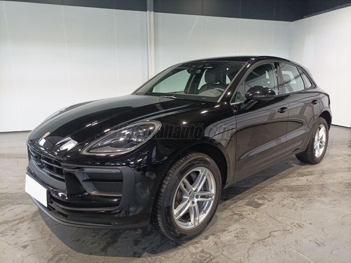 PORSCHE MACAN PDK