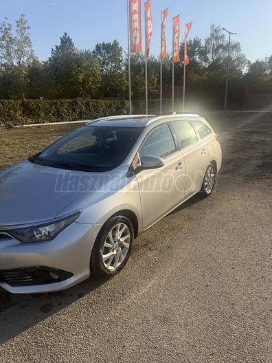 TOYOTA AURIS Touring Sports 1.6 D-4D Active