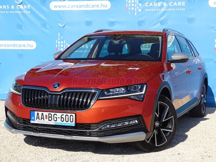 SKODA SUPERB Combi 2.0 TDI SCR Scout 4x4 DSG