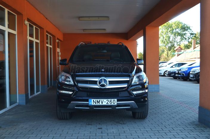 MERCEDES-BENZ GL 350 BlueTEC 4Matic (Automata) (7 személyes )
