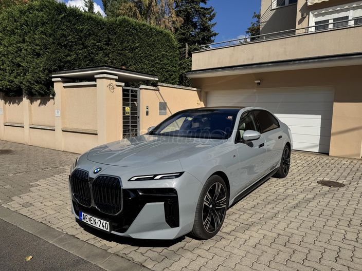 BMW 740 740d xDrive (Automata)