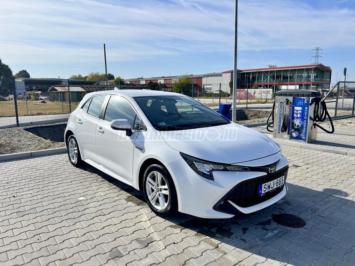 TOYOTA COROLLA 1.8 Hybrid Comfort Business e-CVT