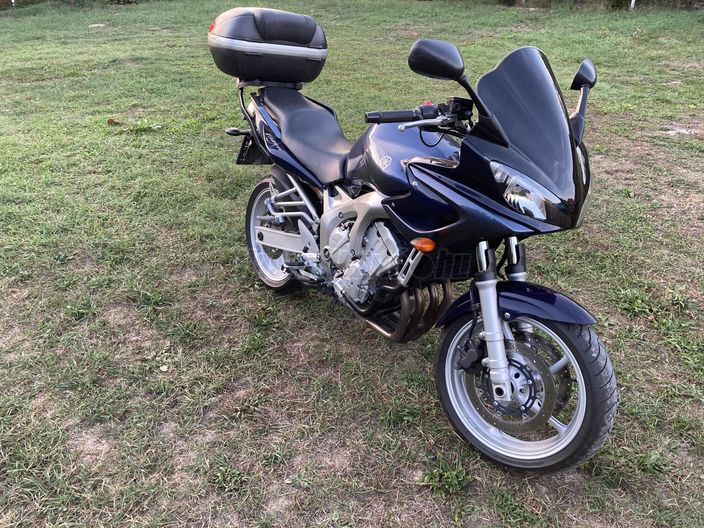 YAMAHA FZ6-S (FAZER)