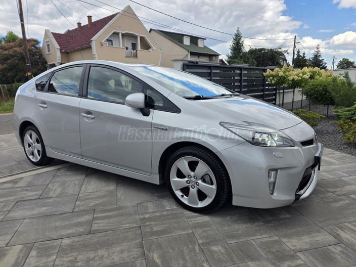 TOYOTA PRIUS 1.8 HSD Executive Leather (Automata)