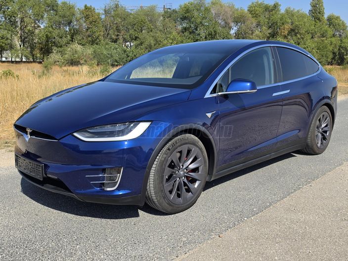 TESLA MODEL X P100D (Automata) (7 személyes )