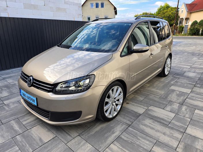 VOLKSWAGEN TOURAN 2.0 CR TDI Comfortline [7 személy]