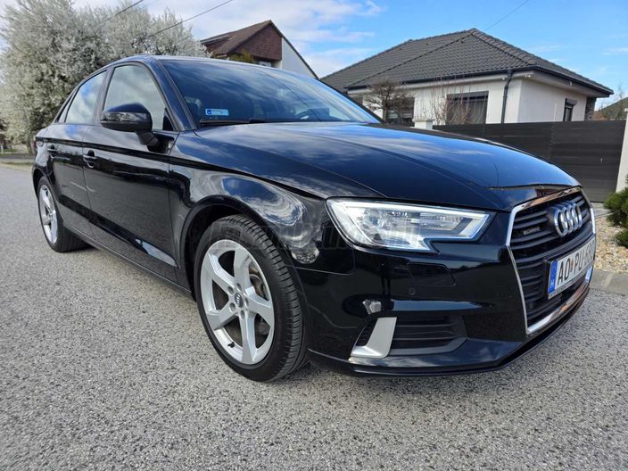 AUDI A3 Sportback 40 TDI Sport quattro S-tronic