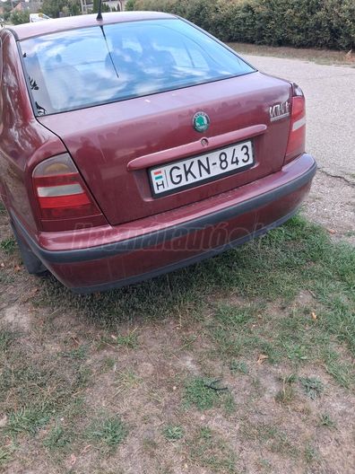 SKODA OCTAVIA 1.6 GLX