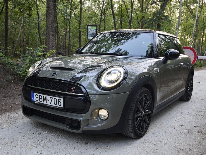 MINI COOPER 2.0 S DKG