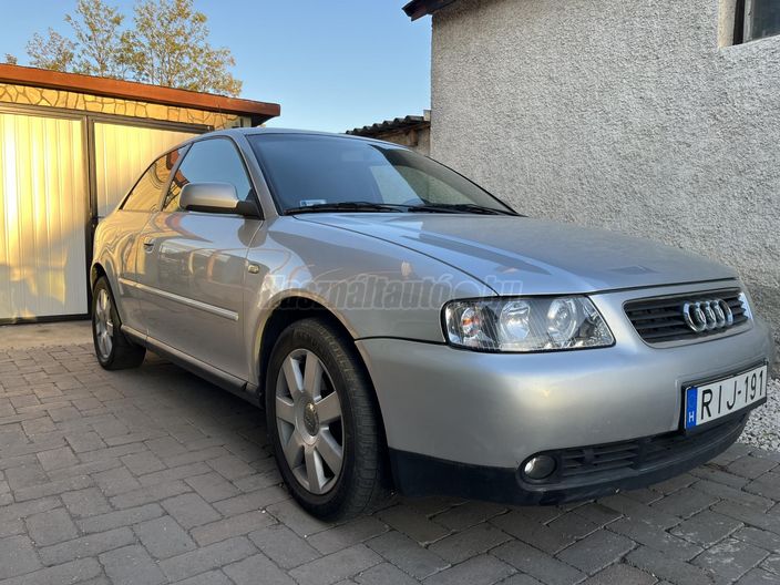 AUDI A3 1.6 Ambiente