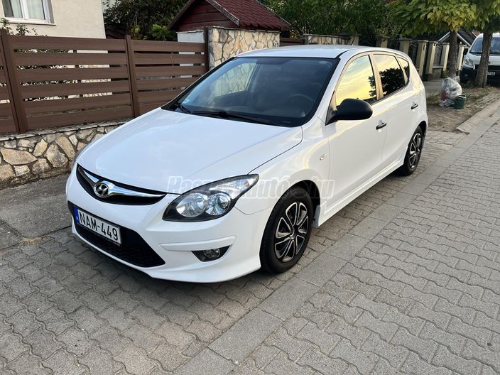 HYUNDAI I30 i30u 1.4 DOHC Life