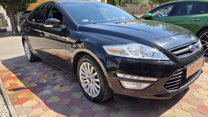 FORD MONDEO 1.6 SCTi EcoBoost Titanium