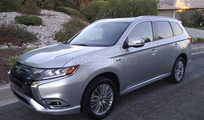 MITSUBISHI OUTLANDER 2.4 PHEV Elegance 4WD CVT