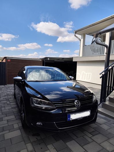 VOLKSWAGEN JETTA VI 1.4 TSI Highline DSG