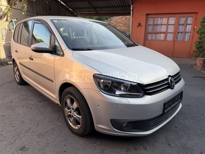 VOLKSWAGEN TOURAN 1.6 CR TDI Highline DSG