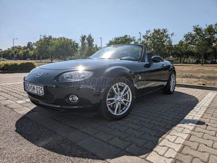 MAZDA MX-5 Coupe 2.0i 16V Revolution