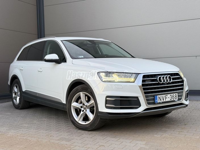AUDI Q7 3.0 V6 TDI quattro Tiptronic ic [7 személy]