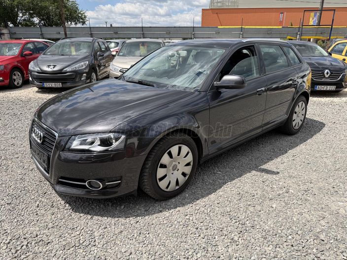 AUDI A3 2.0 TDI Attraction DPF