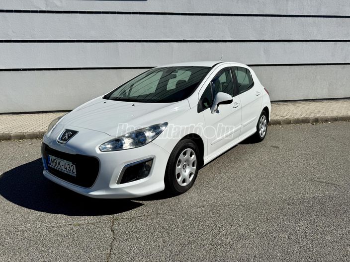 PEUGEOT 308 1.6 HDi Confort Pack