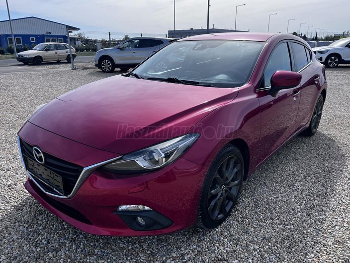 MAZDA 3 Sport 2.0 Revolution