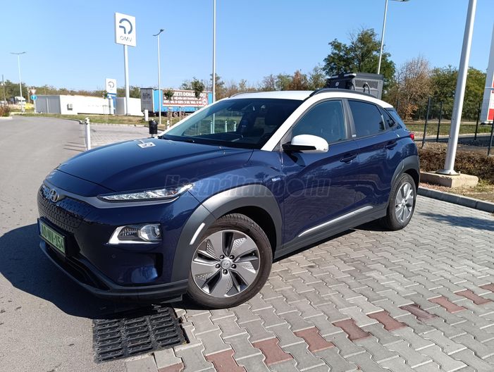HYUNDAI KONA EV 64kWh Style Edition