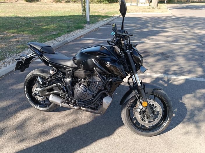 YAMAHA MT-07