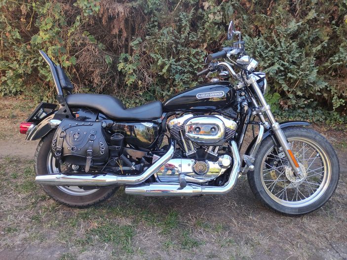 HARLEY-DAVIDSON SPORTSTER