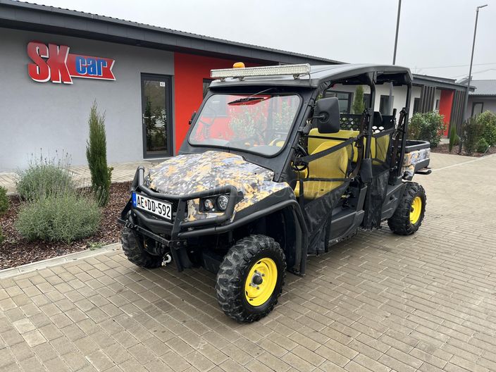 JOHN DEERE XUV590M