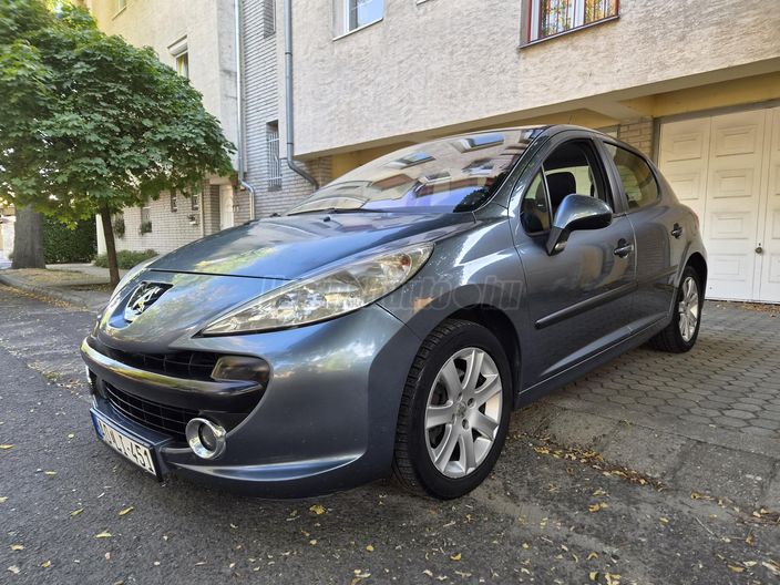 PEUGEOT 207 1.6 VTi Premium