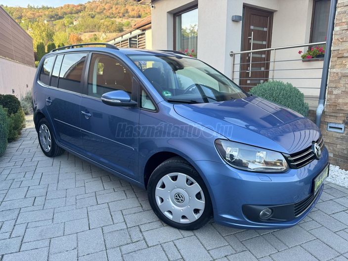 VOLKSWAGEN TOURAN 1.4 TSI Comfortline [7 személy]