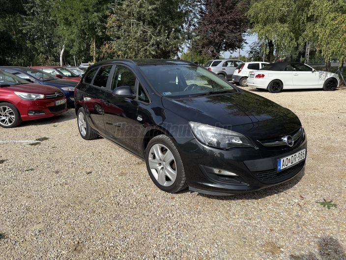 OPEL ASTRA J 1.4 T Cosmo
