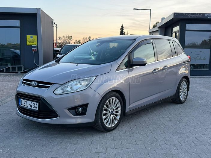 FORD C-MAX Grand 2.0 TDCi Titanium [7 személy]