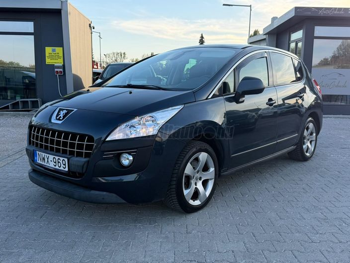 PEUGEOT 3008 2.0 HDi Allure