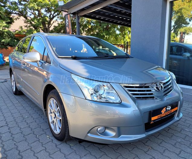 TOYOTA AVENSIS Wagon 2.0 D-4D Sol