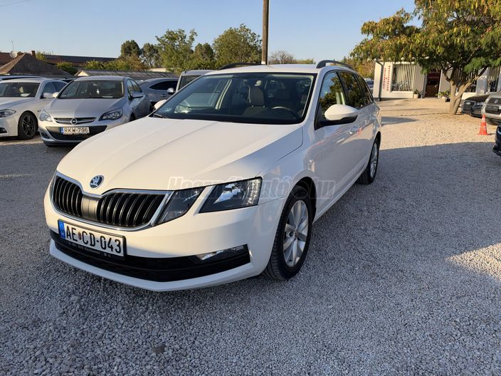 SKODA OCTAVIA Combi 1.6 CR TDI Ambition DSG